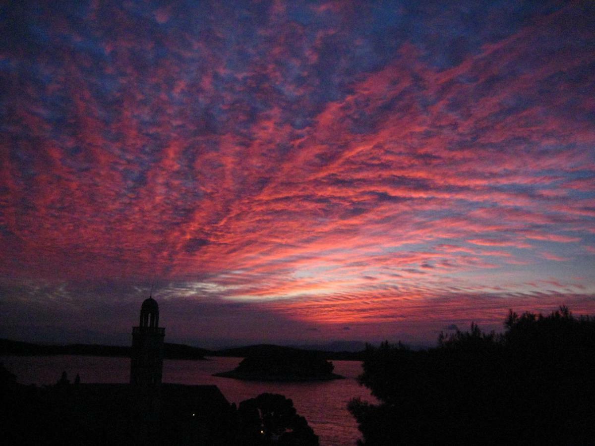 Castle Stambuk Apartman Hvar Town Kültér fotó
